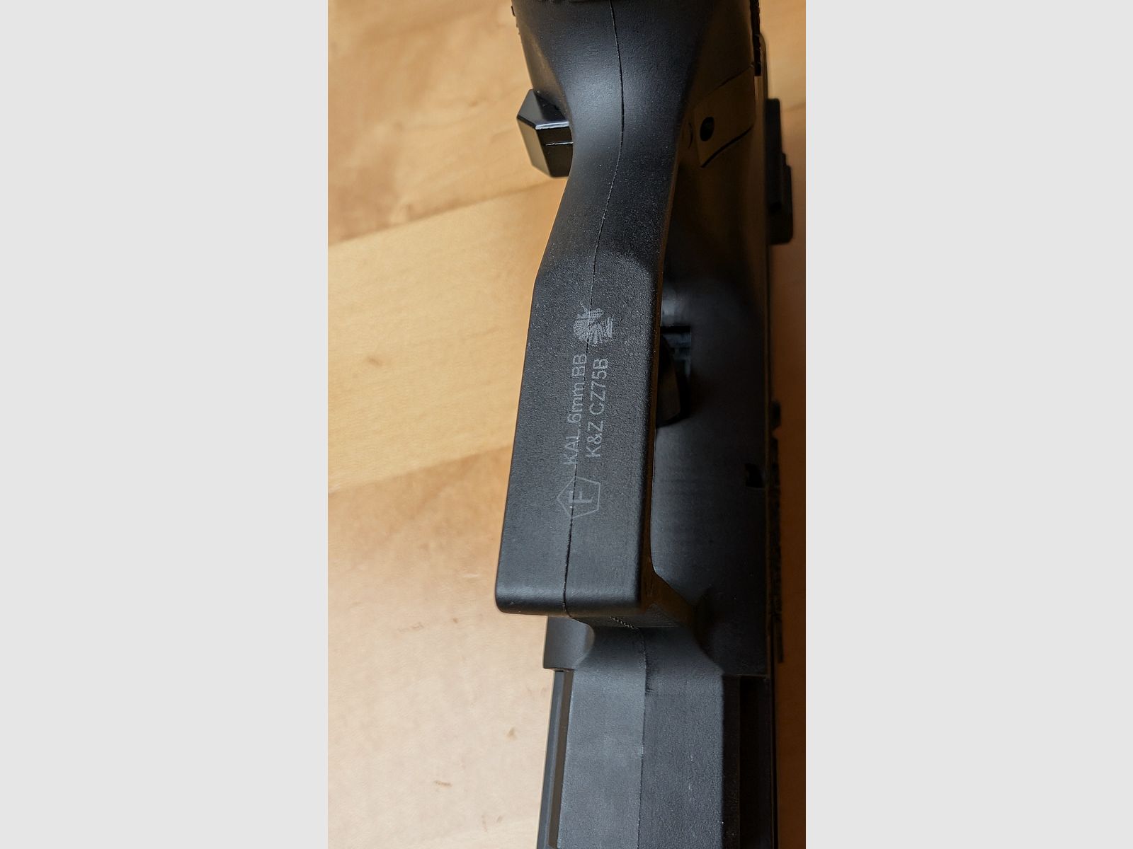 Airsoft Softair ASG CZ 75 P-07 Duty con slitta in metallo CO2 Blowback 6mm BB
