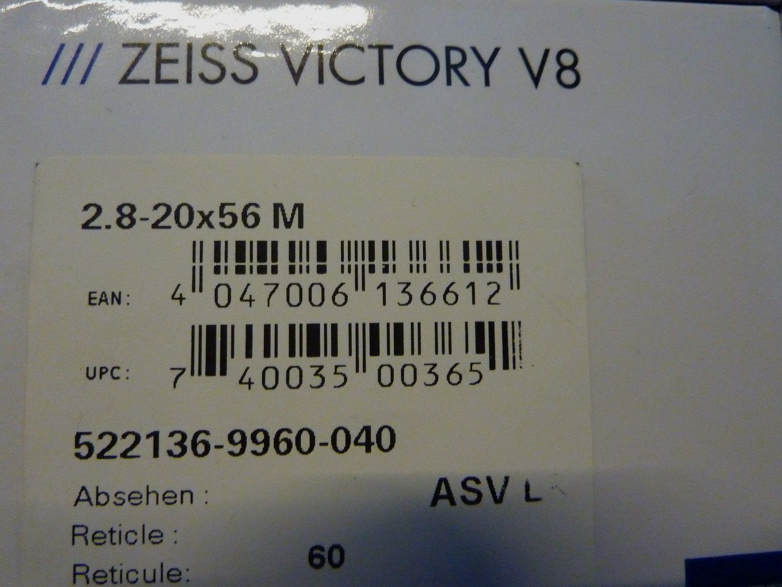 ZEISS VICTORY V8 telescopio 2.8-20x56 con ASV, reticolo illuminato 60 con montaggio a sella Blaser