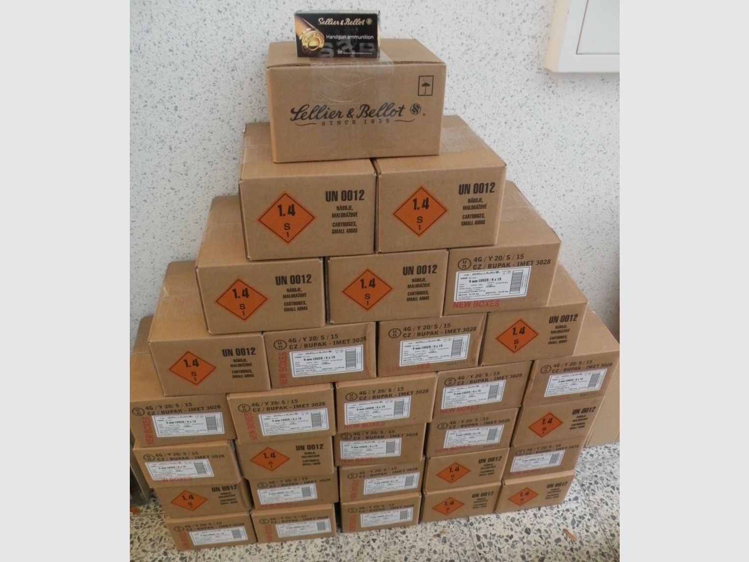 13.01.2026 --- Ab Lager! Sellier & Bellot 9mm Luger, 124 grs Vollmantel, 2.000 Stück in 50er Packungen, Euro 498,40