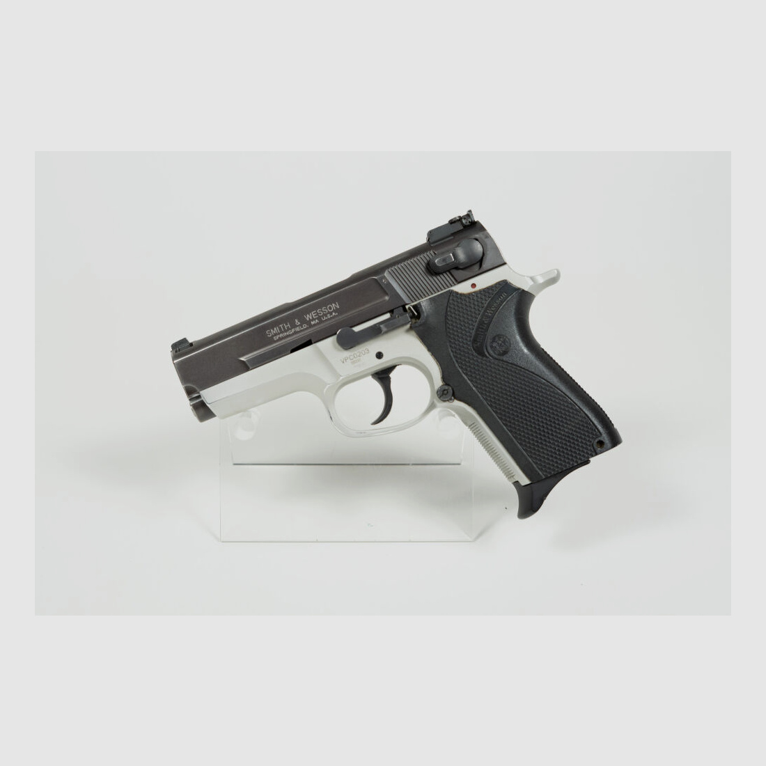 Smith & Wesson Performance Center 6906 PC in 3.5 inches - Collector's item