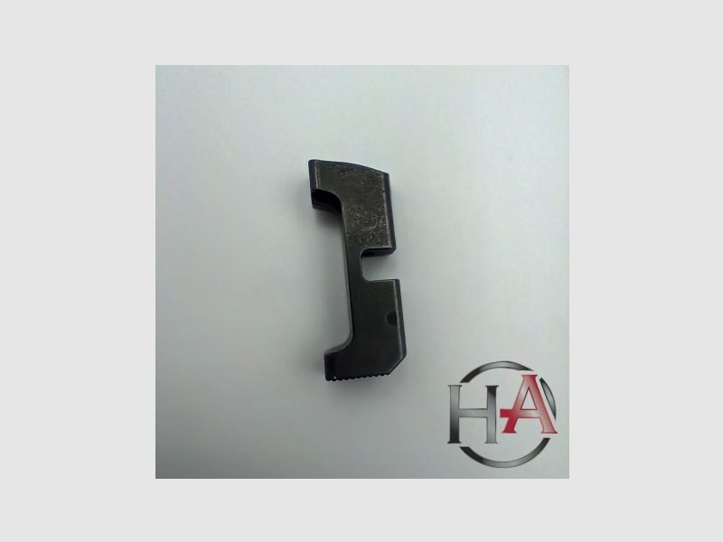 Ambidextrous magazine catch CZ P-10