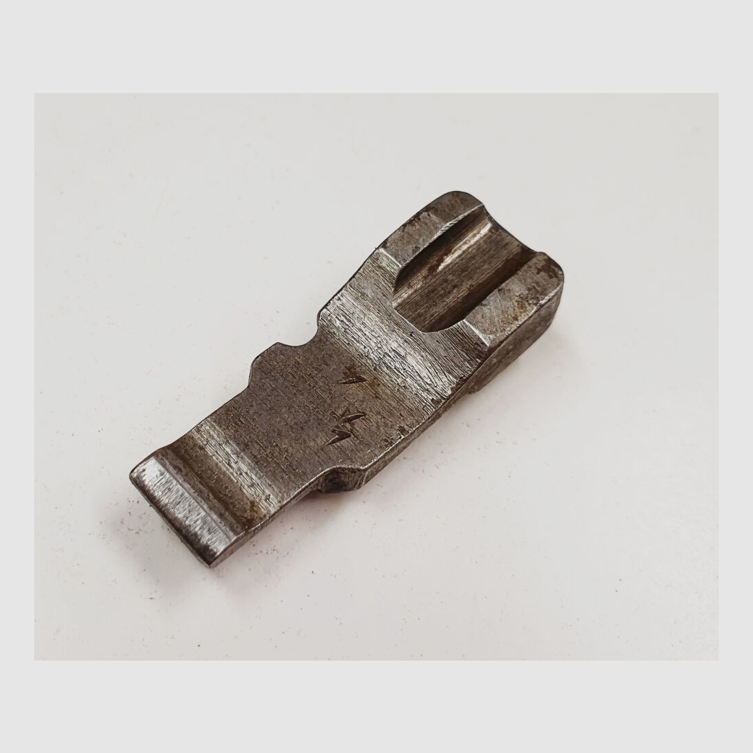 Gewehr 43 / Karabiner 43 ( G43 / K43 ) [6] Verriegelungsstütze rechts für Gewehr 43 / Karabiner 43 ( G43 / K43 ) original Ersatzteil