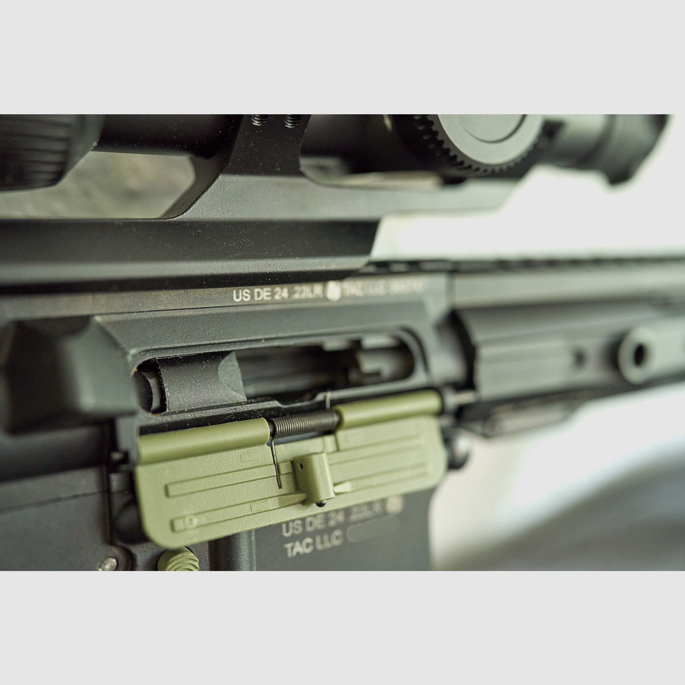 Tippmann Arms M4-22 LTE OD-Green .22 lr – ottime condizioni, circa 25 colpi, accessori Vortex/Hera/Magpul