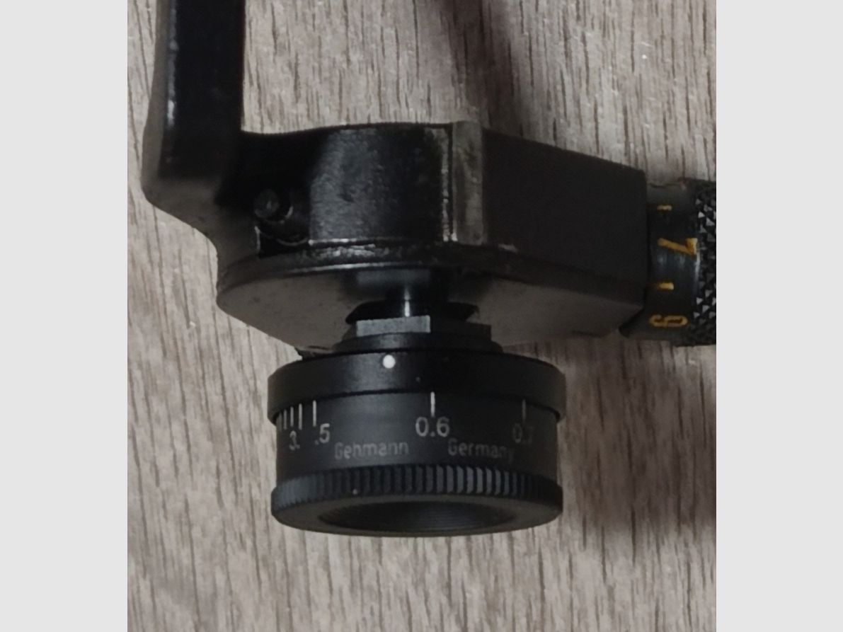 W&F Diopter mit verstellbarer Irisblende inkl. Korntunnel für Schweizer K31