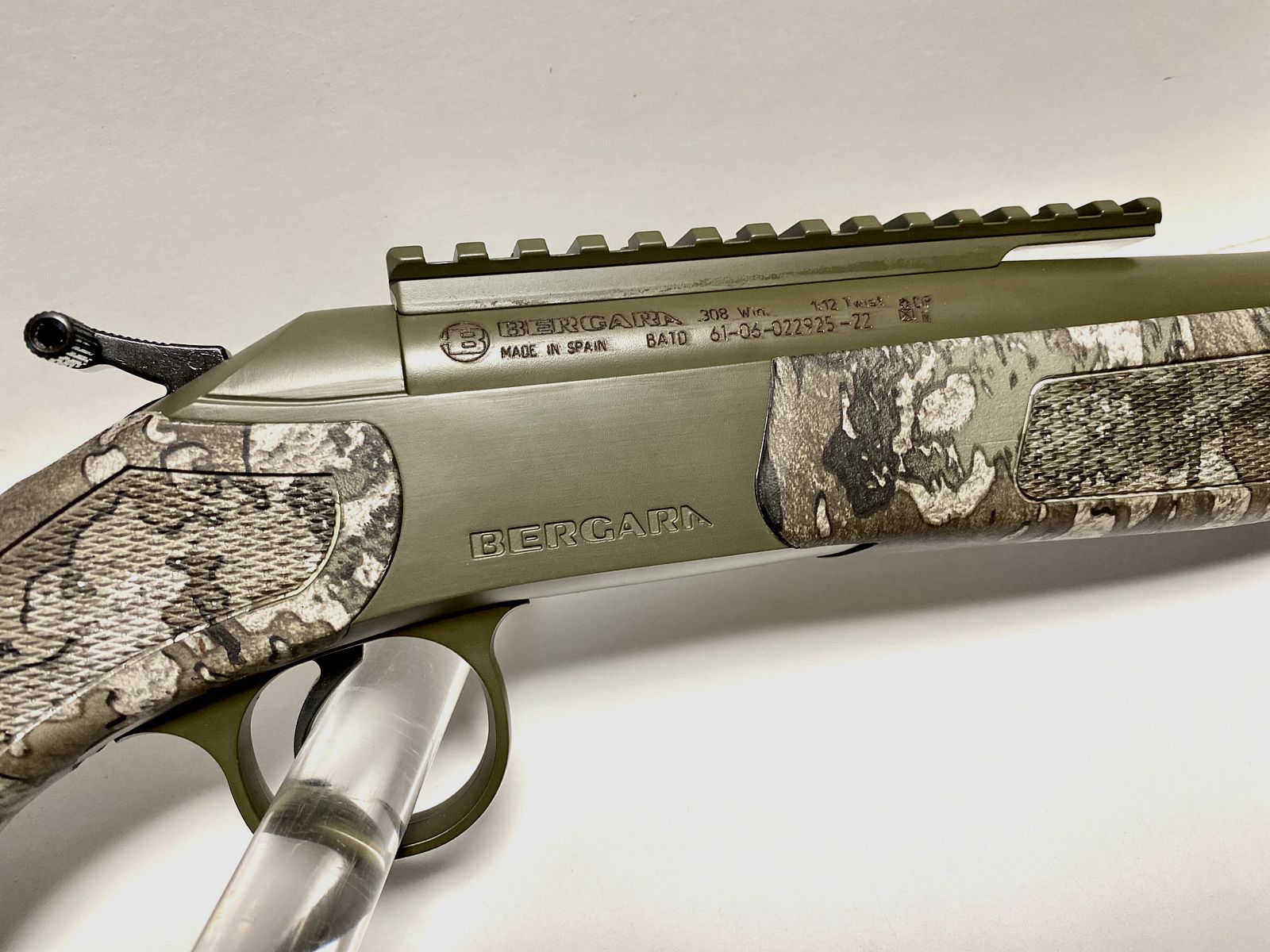 Bergara	 BA13 TD TH Thumbhole CAMO STRATA - Waffen Friedrichs
