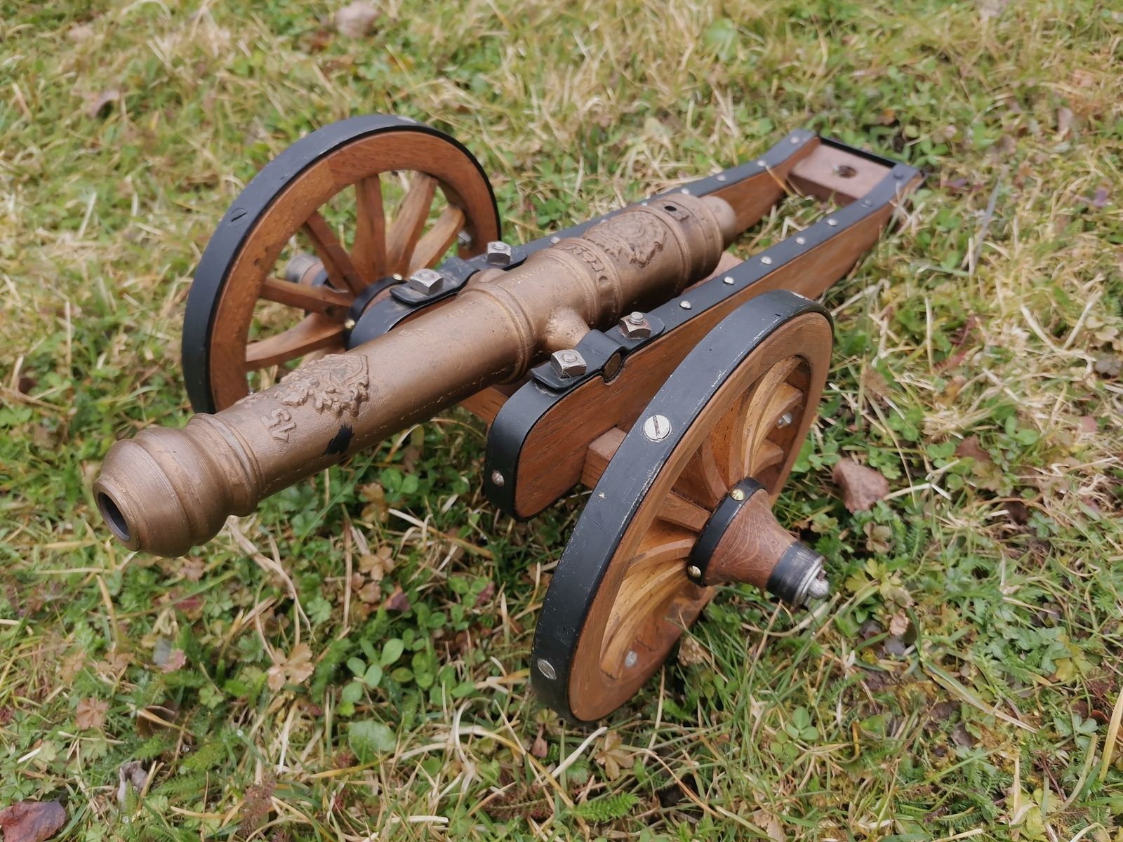 Kanone mit gültigem Scharfen Beschuss Vorderlader Böller Salut Kanone