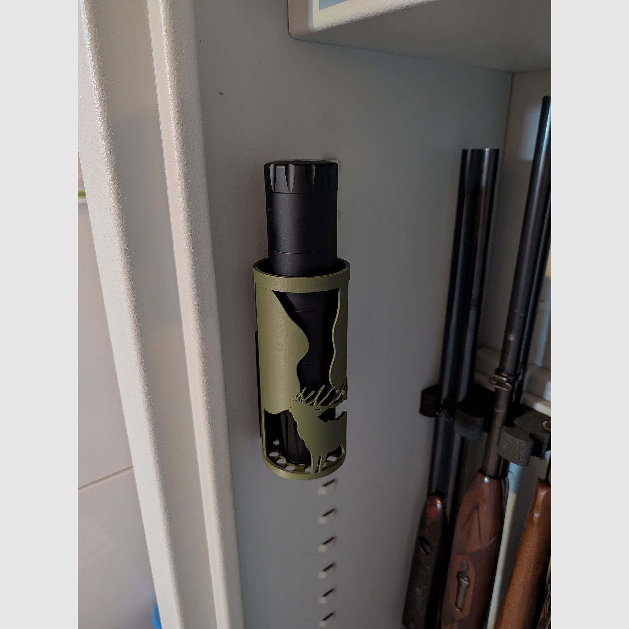 Soporte de silenciador magnético con diseño de ciervo - 65mm