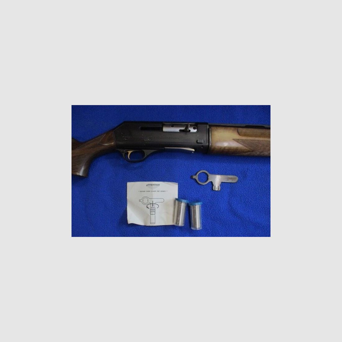 Fusil semi-automatique Luger 12/76 avec chokes interchangeables
