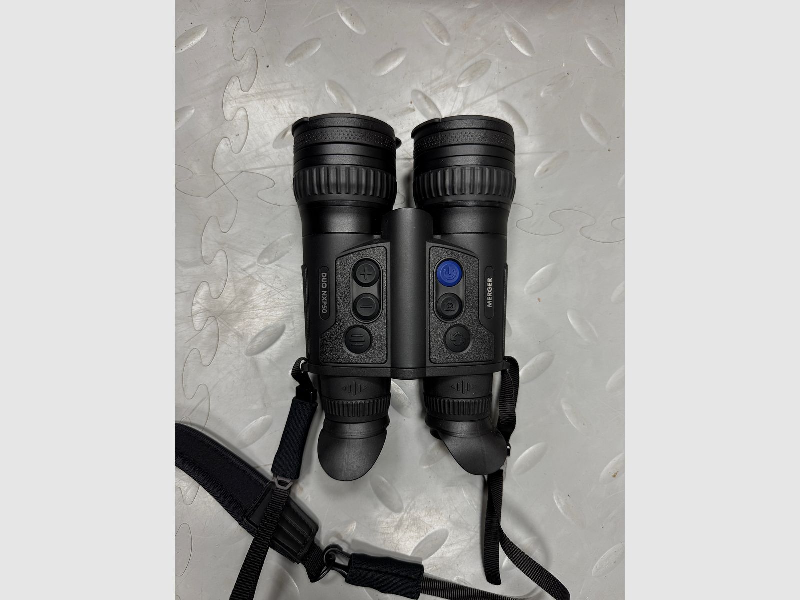 Wärmebildkamera Pulsar Merger Duo