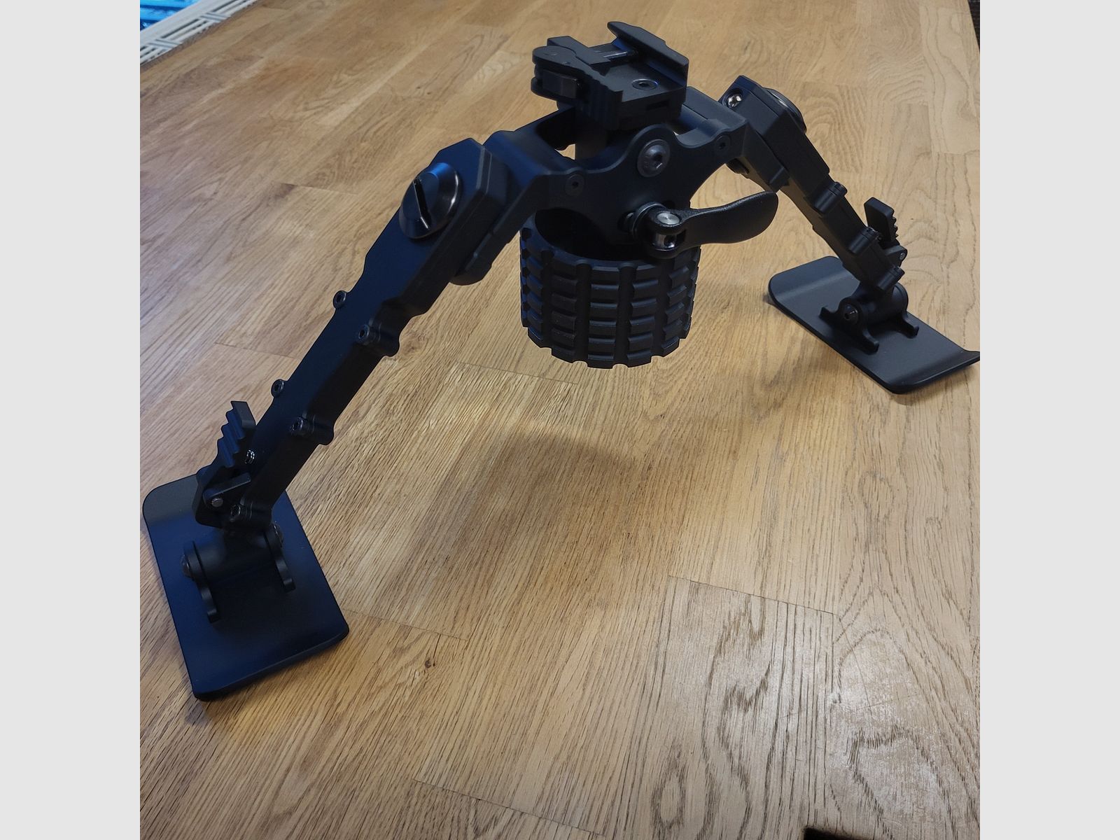 Bears Bipod IV, Bild 2 von 14