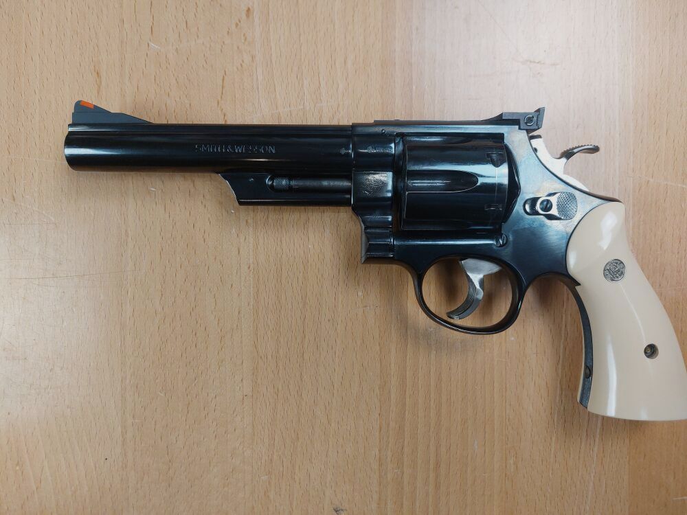 Smith & Wesson, USA M 25-5