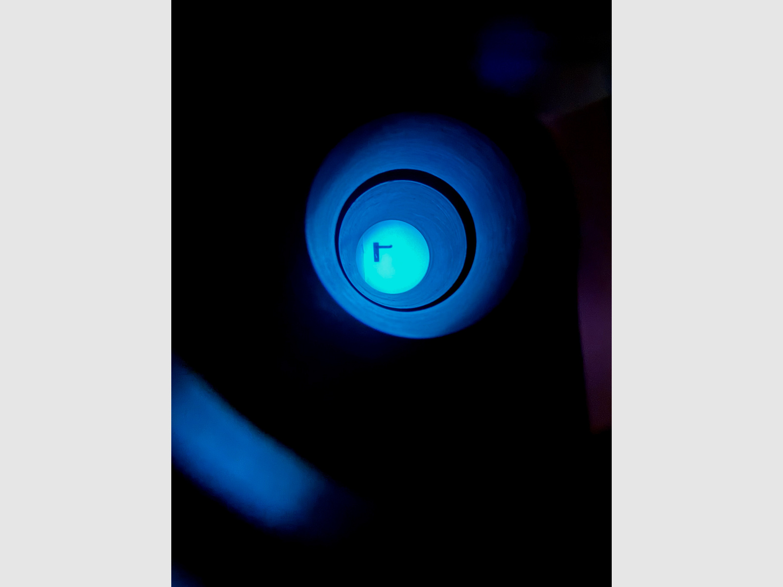 Dedal 552 Gen. 3 Schwarz/Weiss analoges Nachtsichtgerät Lahoux Helios Pro 850 Nm