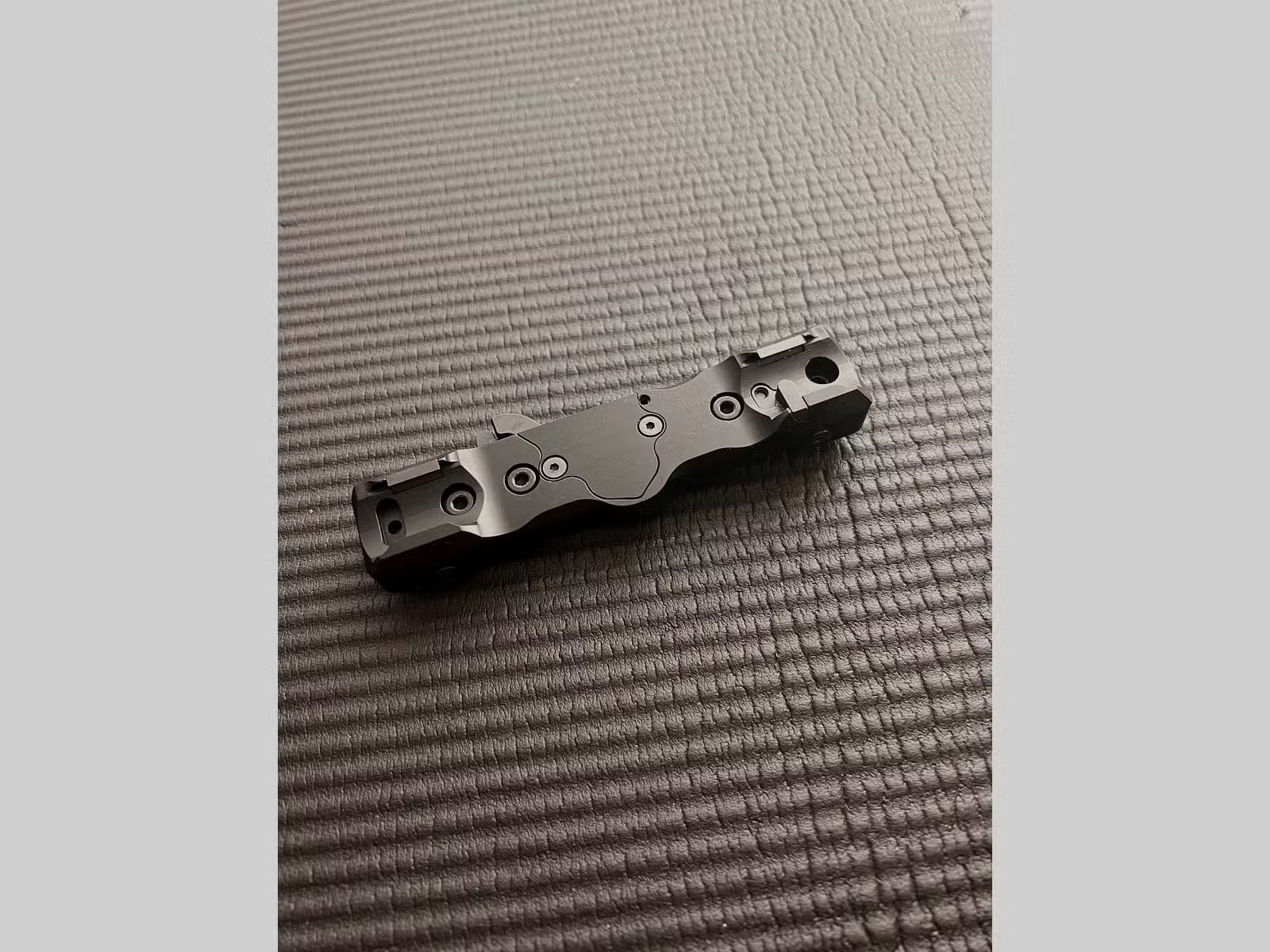Henneberger HMS Swift Schnellspannmontage für Sauer 404 Swarovski Rail 