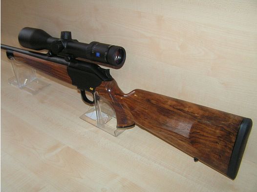 Blaser R8