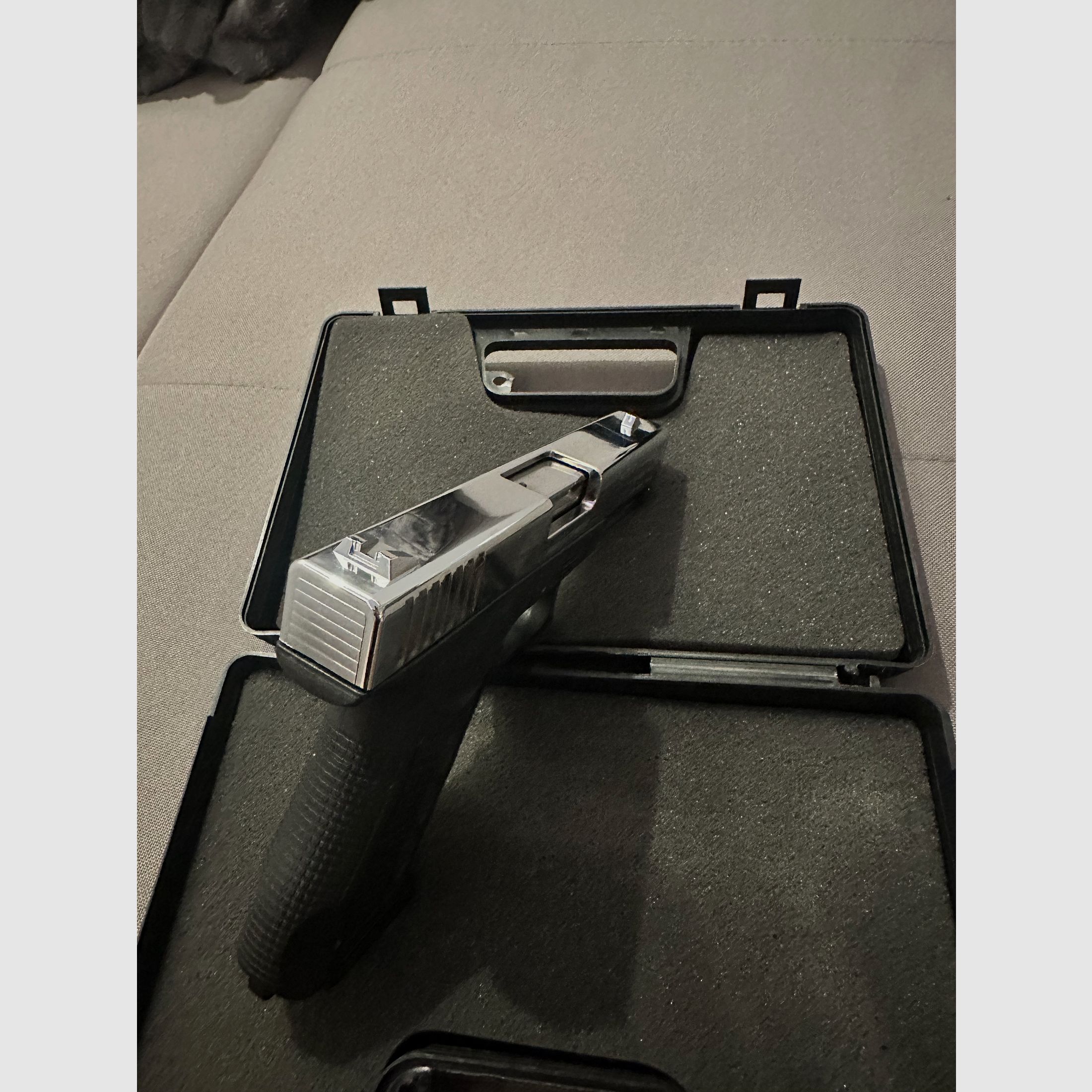 Zoraki 917 Shiny Chrome – 9 mm P.A.K. – estado casi como nuevo