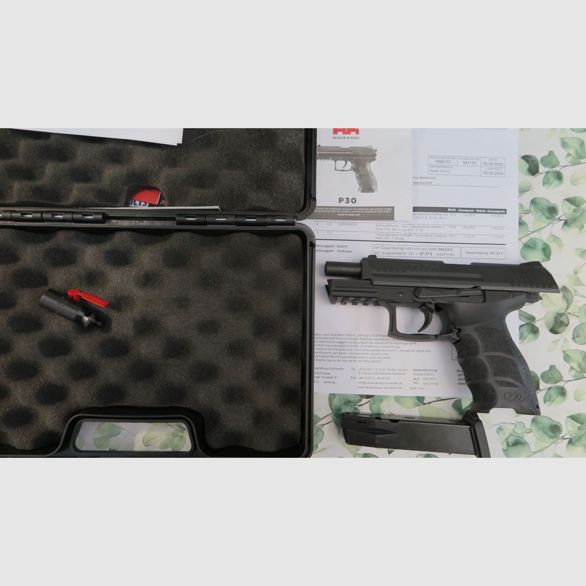 Sammlungsauflösung  4 Schreckschuss Waffen  wie durch die Bilder und Belege zu sehen ist.