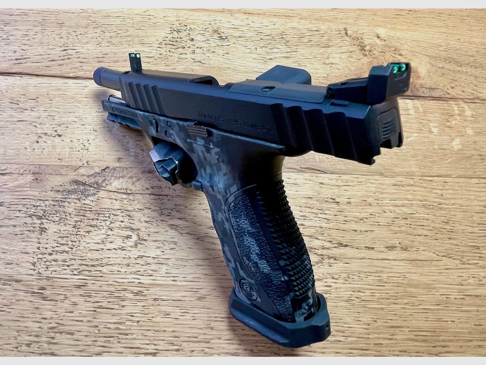 halbautom.  Pistole Stoeger STR-9S Combat mit Gewinde 9mmLuger (Beretta Group) - Neu