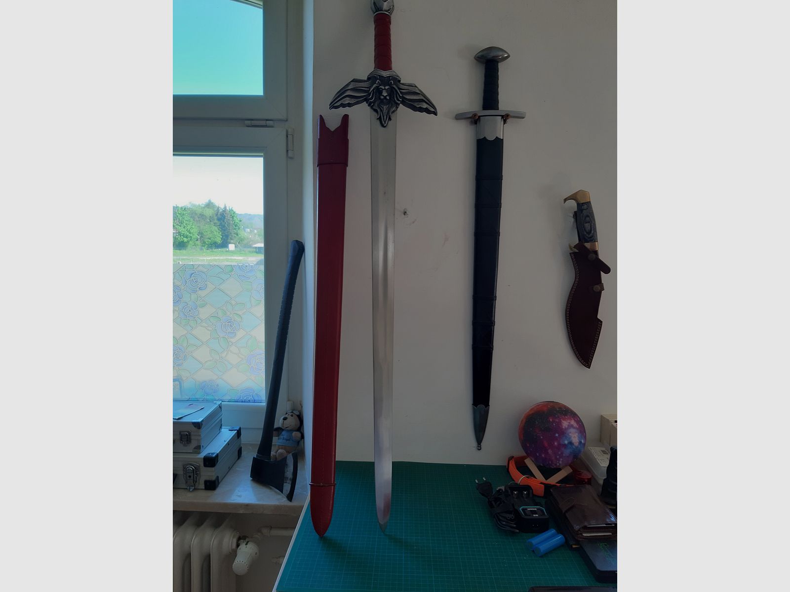 Das Schwert der KÖNIGE     " W I N D S O N G "     Handgeschmiedet und scharf geschliffen, ein echter   EYECATCHER