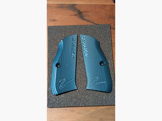 Originele CZ Shadow 2 grip panels in blauw