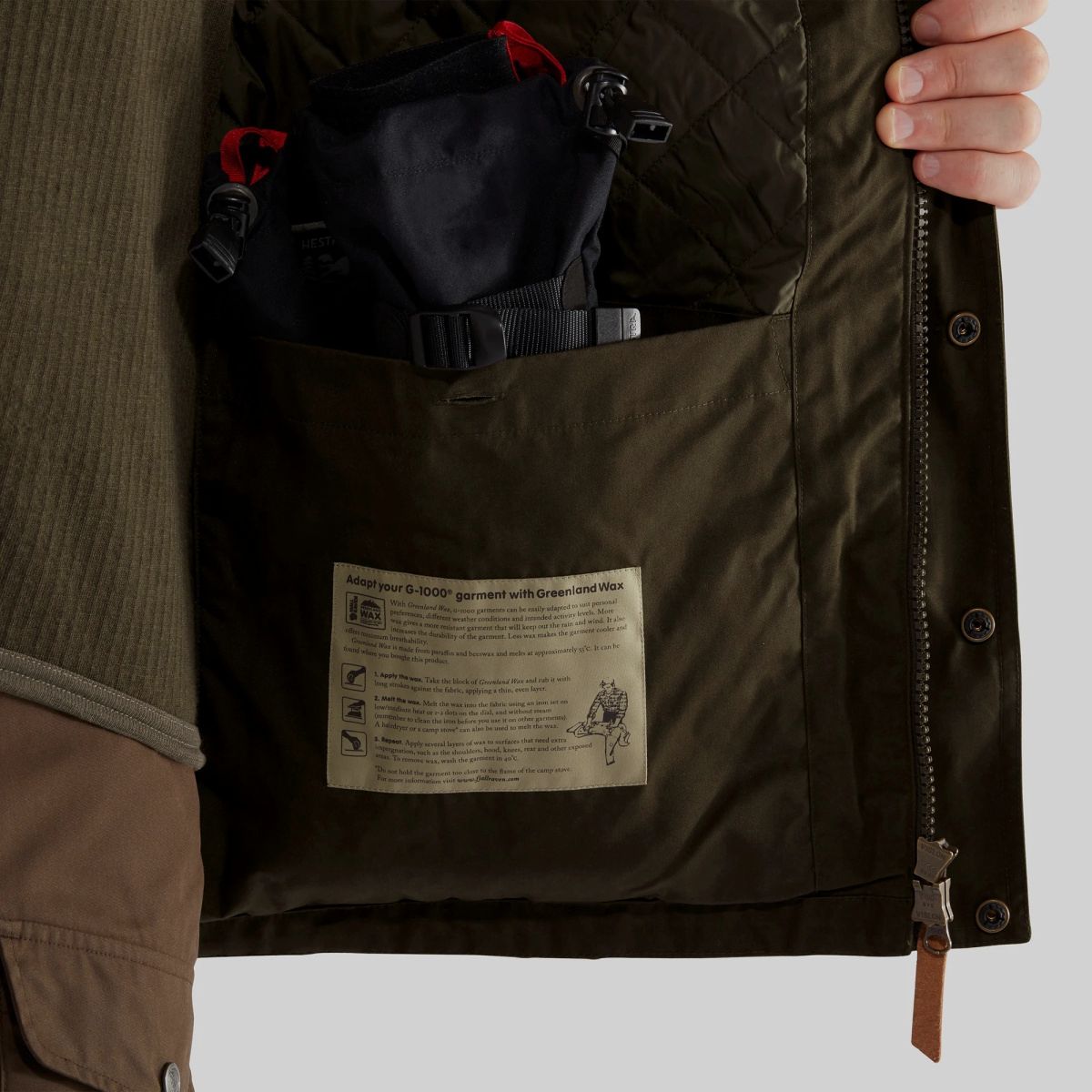 FJÄLLRÄVEN Sörmland Padded Jacket M Dark Olive