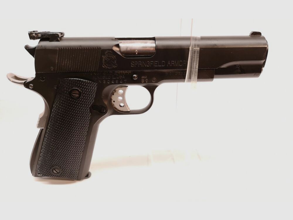 Springfield 1911-A1, reichhaltiges Zubehör