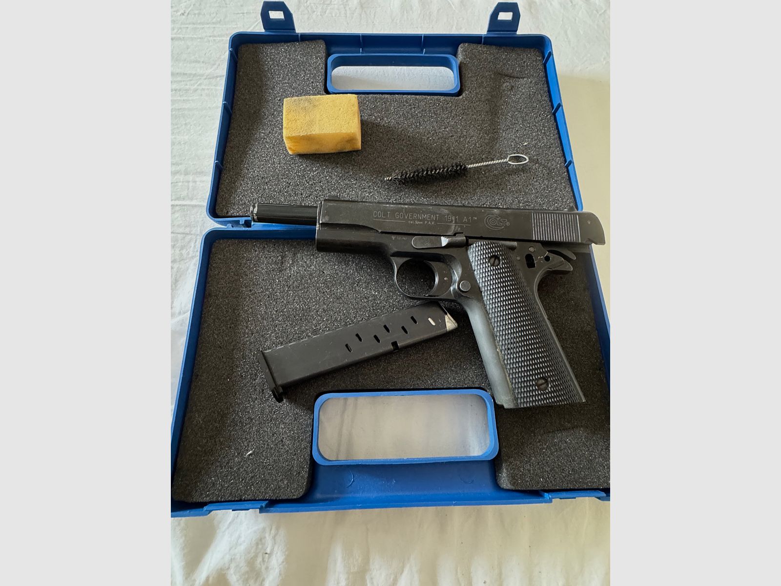 Umarex Colt Government 1911 A1 cal. 9mm P.A.K.