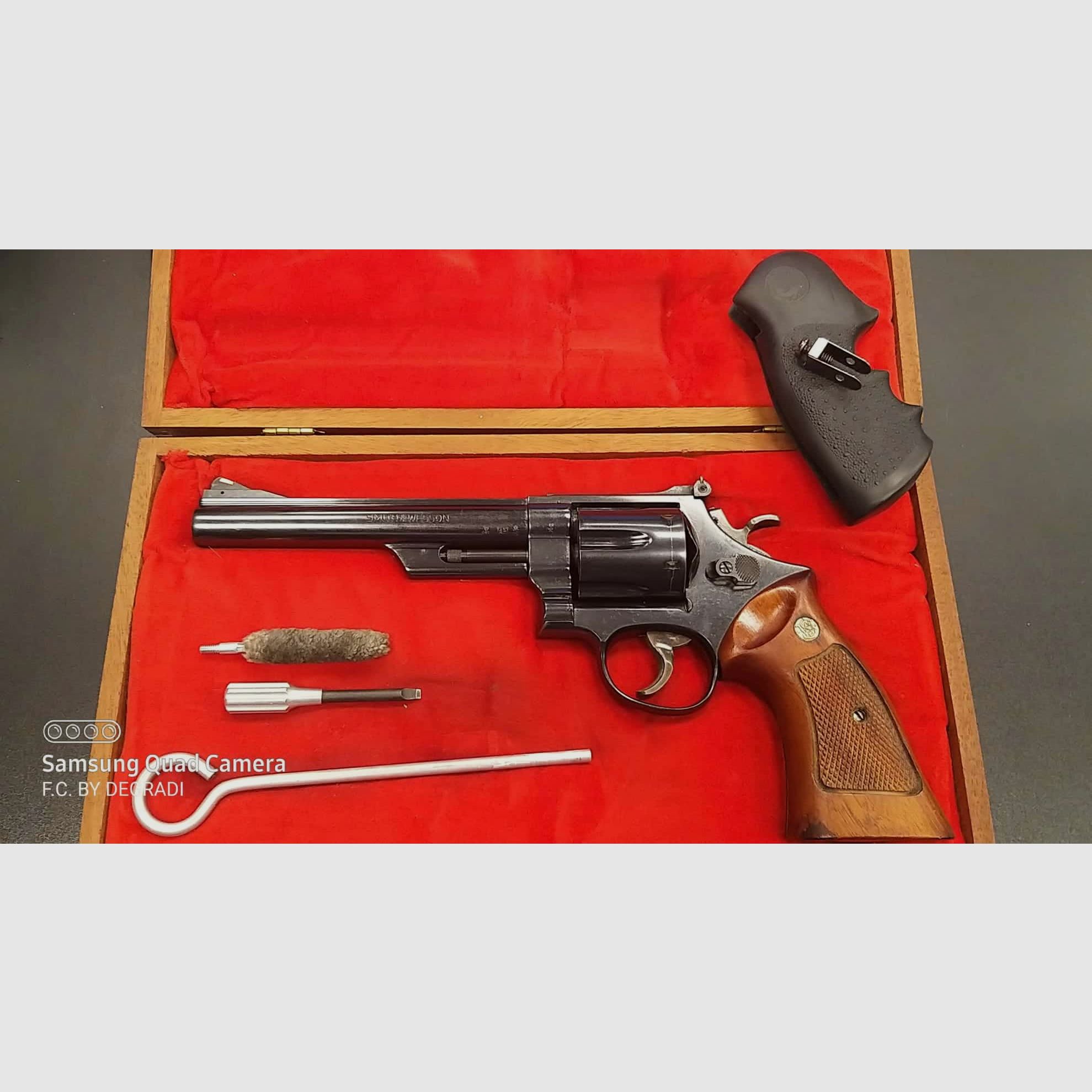 SMITH & WESSON 29-2 6,5” KALIBER 44 MAGNUM, Bild 1 von 4