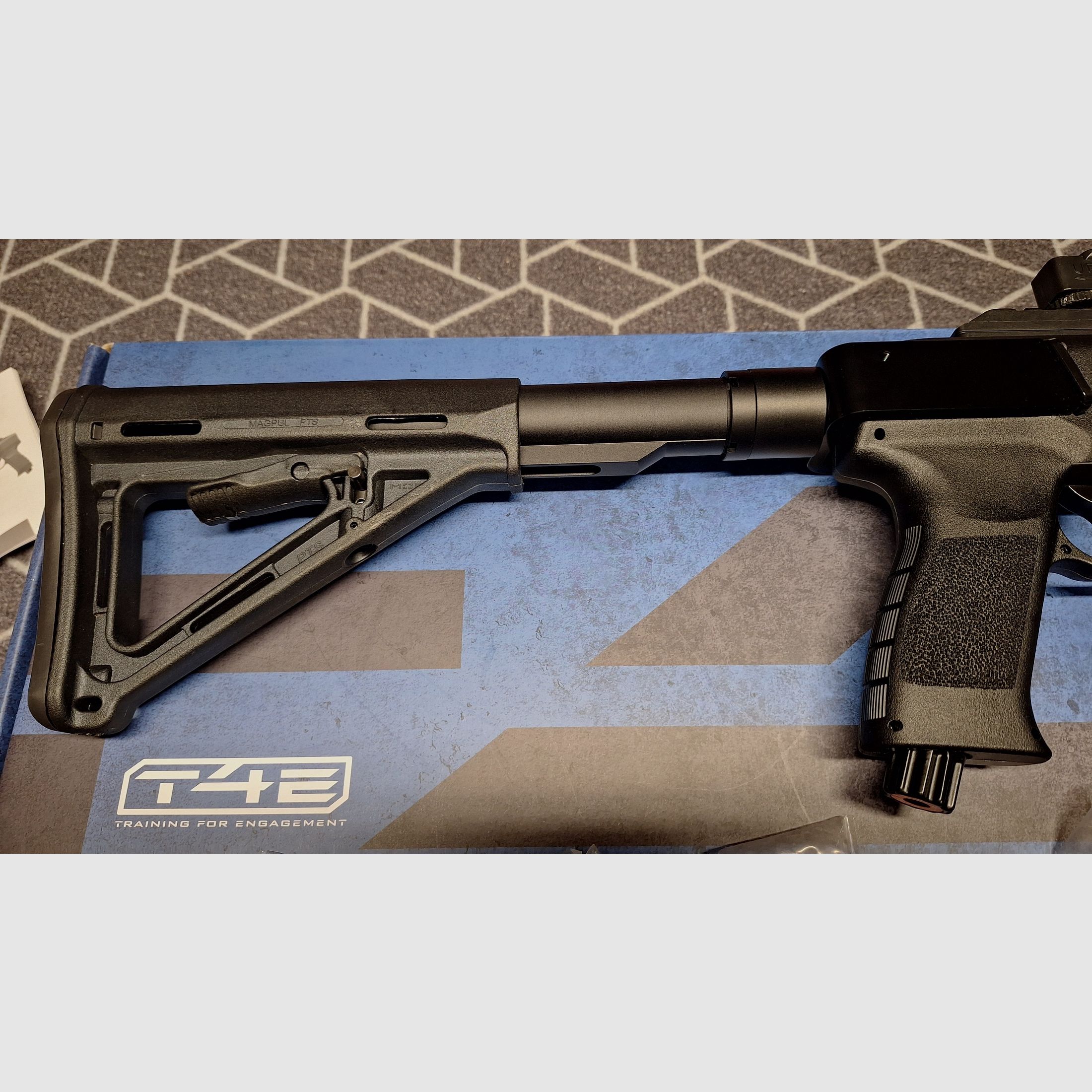 T4E TB68/HDB68 AR Stil/AR-Schaft/RedDot NUEVO!