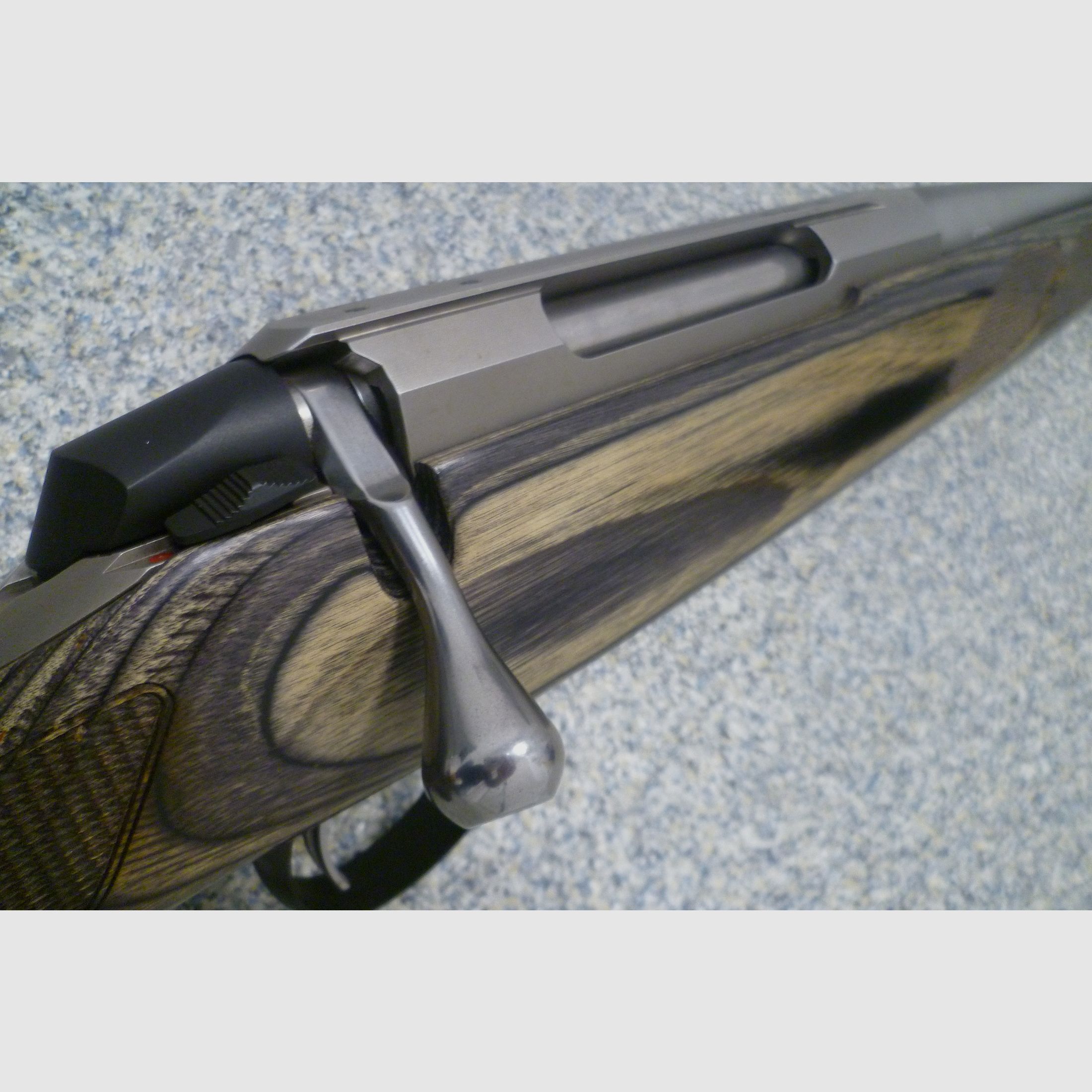 Rifle repetidora Tikka T3 acero inoxidable laminado 8x57IS