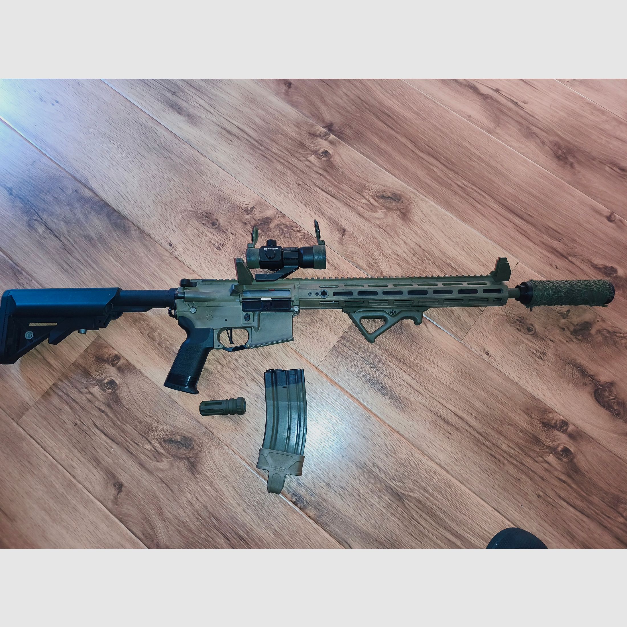 Lancer Tactical LT-32 DMR / Ar15 Airsoft