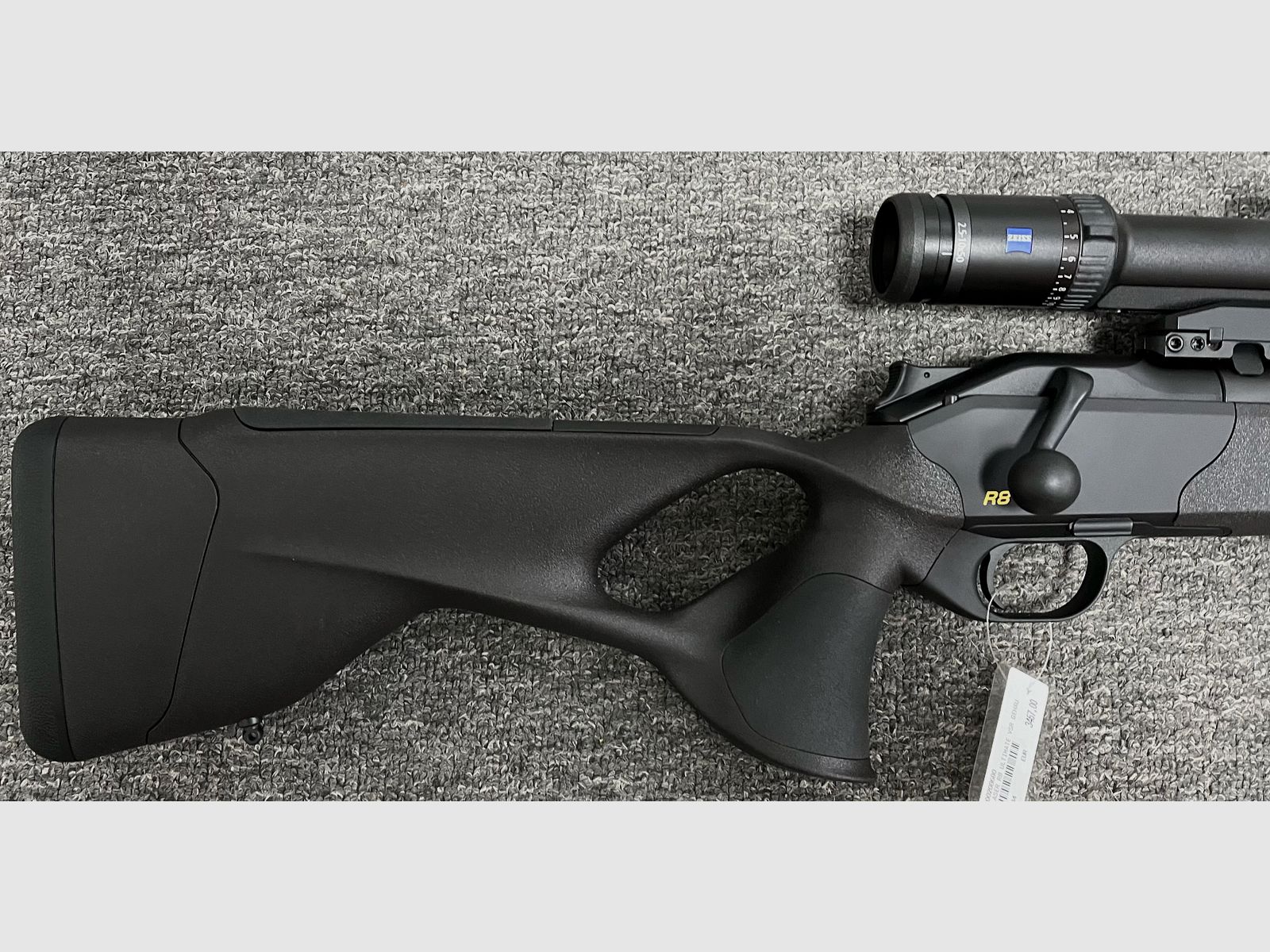 Blaser R8 Professional Success  .30-06 + Zeiss Victory HT 2,5-10x50 + Dentler Montage