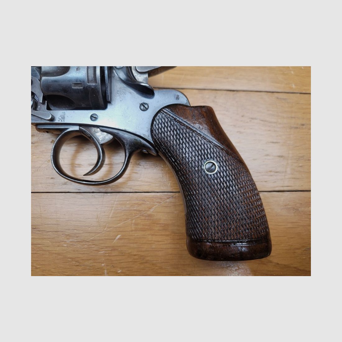 Très beau revolver Webley & Scott MKIII – Calibre 38 /38S&W – excellente fabrication de Birmingham des années 30 – très bel état esthétique et mécanique – trés belle occasion en TBE +, image 6 sur 16