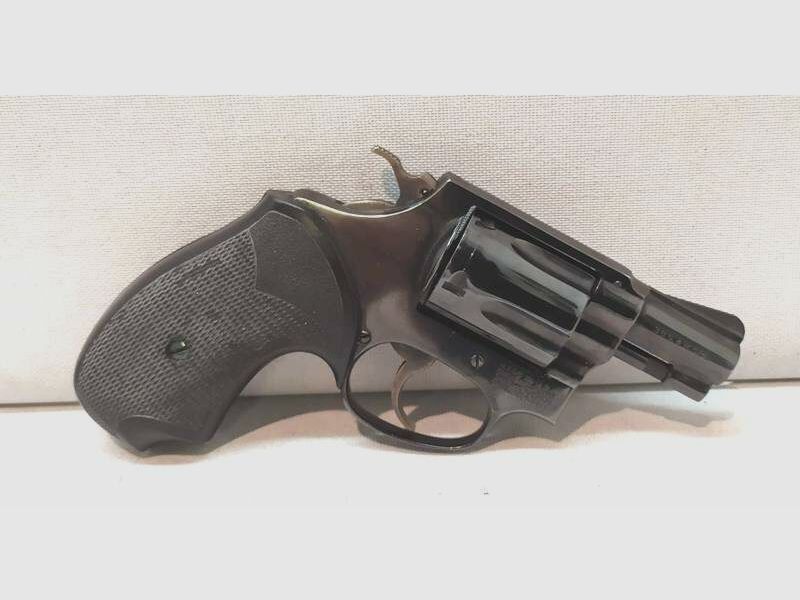 Smith & Wesson 36