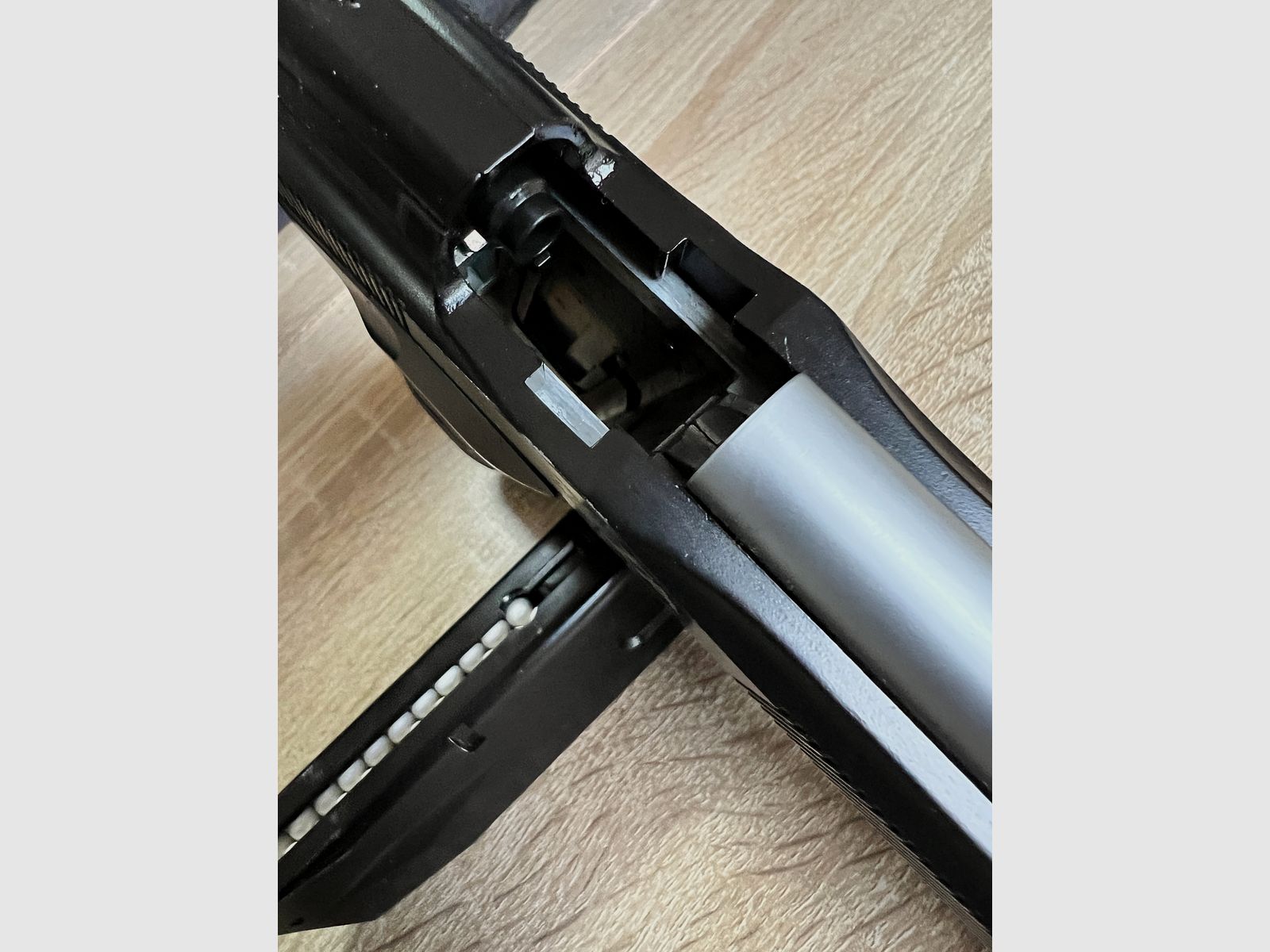 KJW Airsoft Elite IA M9a1 Beretta