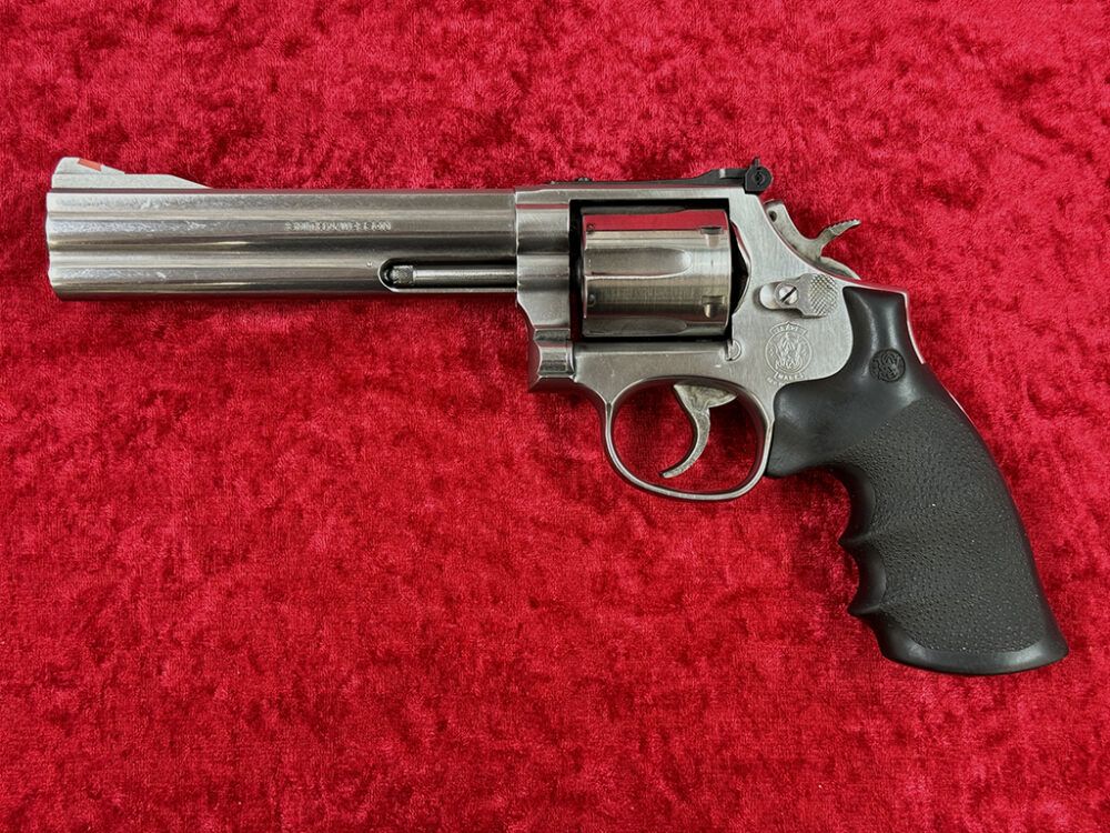 Smith & Wesson	 686-4