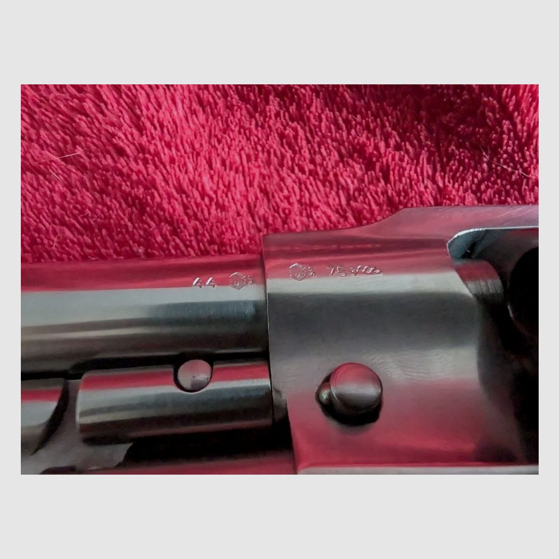 Sturm Ruger Schwarzpulverrevolver Modell Old Army Edelstahl, Kal. .44 BP