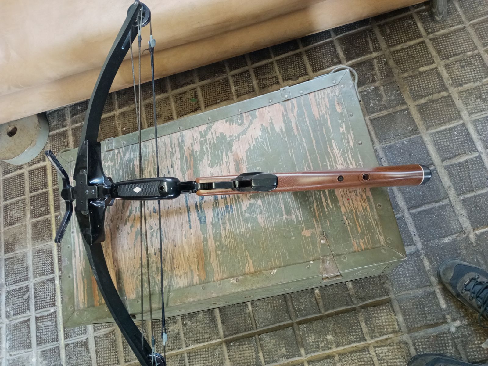 Armbrust Barnett Thunderbolt 