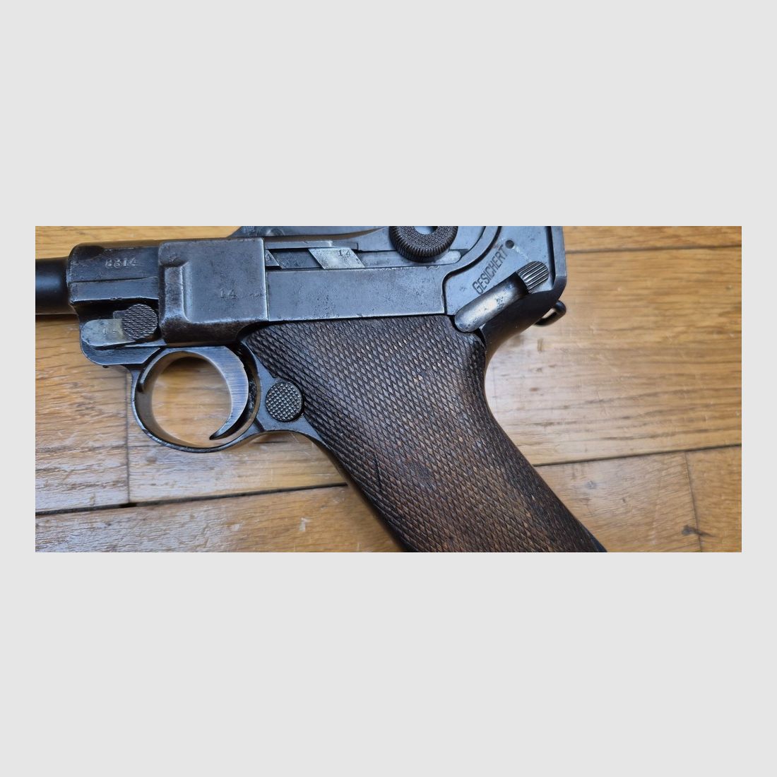 Sehr schöner Luger P08 Pistol Erster Weltkrieg – Herstellung DMW von 1918, 1920 in die Reichswehr integriert – Vollständig monomatrikuliert einschließlich Magazin (selten!) – Sehr schöner Lauf – Seltene Stück aufgrund seiner Geschichte und seines Zustands -TBE-/TBE, Bild 4 von 24