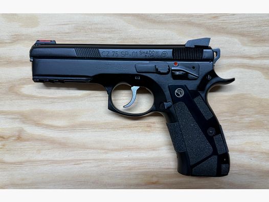 CZ 75 SP-01 Shadow “Mamba” – 9mm Luger, mit viel Ausstattung