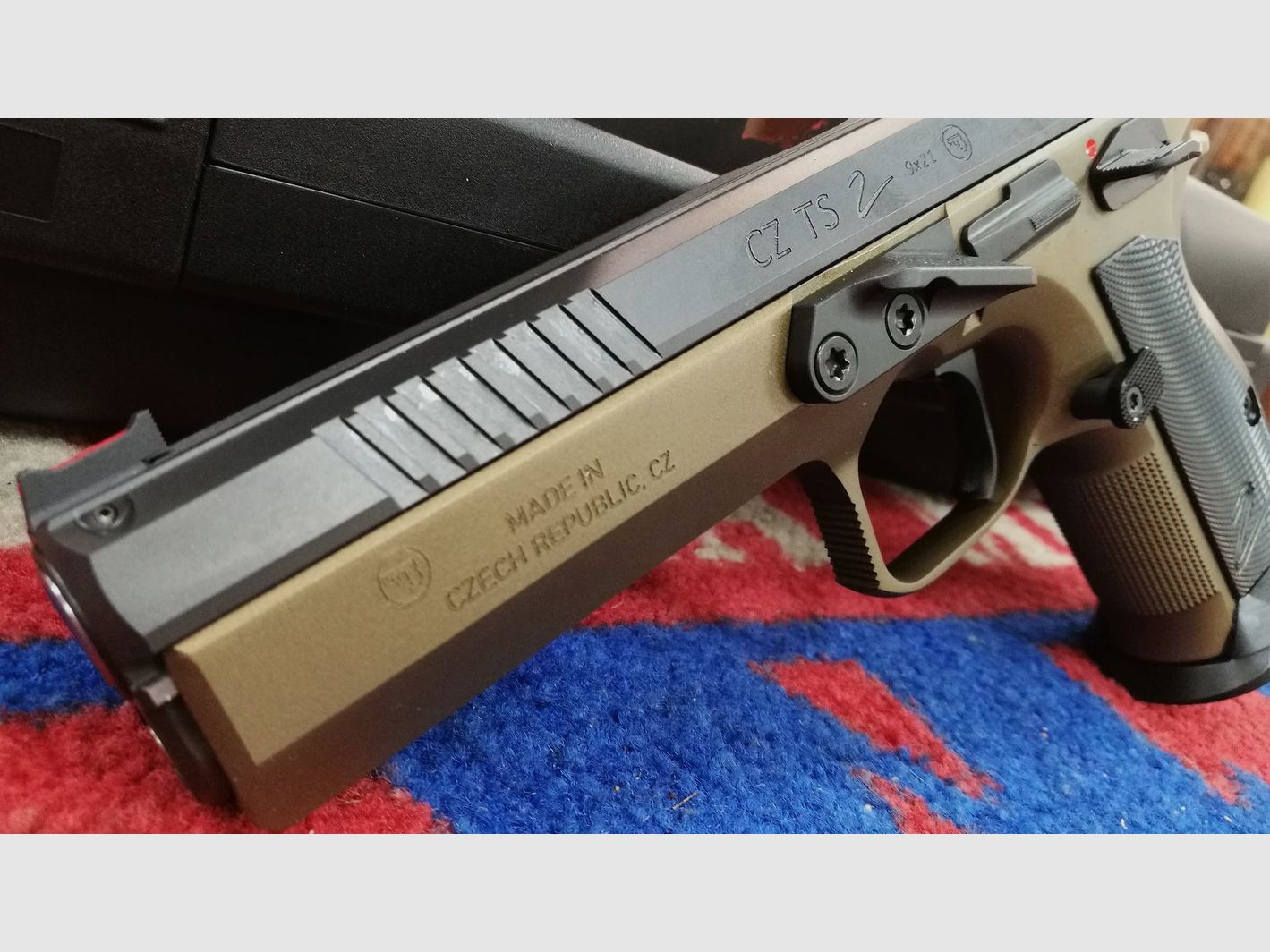 Cz TS 2 Bronze 9×19, immagine 2 di 7
