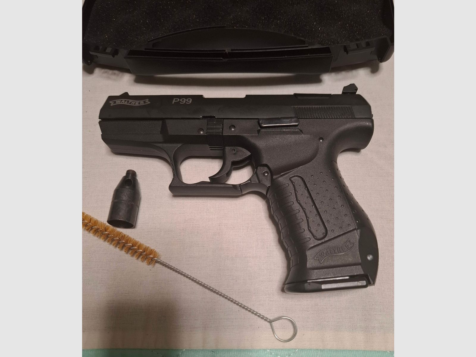 Walther P99  PTB 637 9mm P.A.K. 