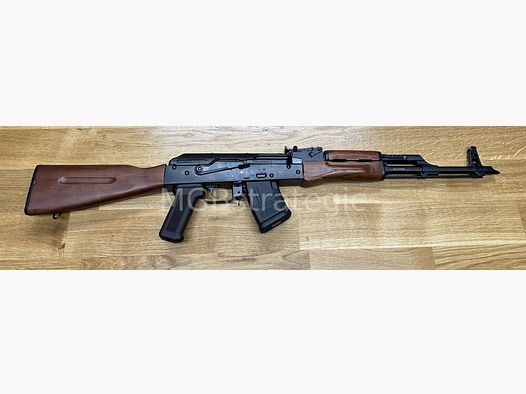 SDM AK-47 halbautom. Büchse 7,62x39 - Russen Version	 415mm Lauf / hartverchromt / Montageschiene / Holzschaft System AKM AK47