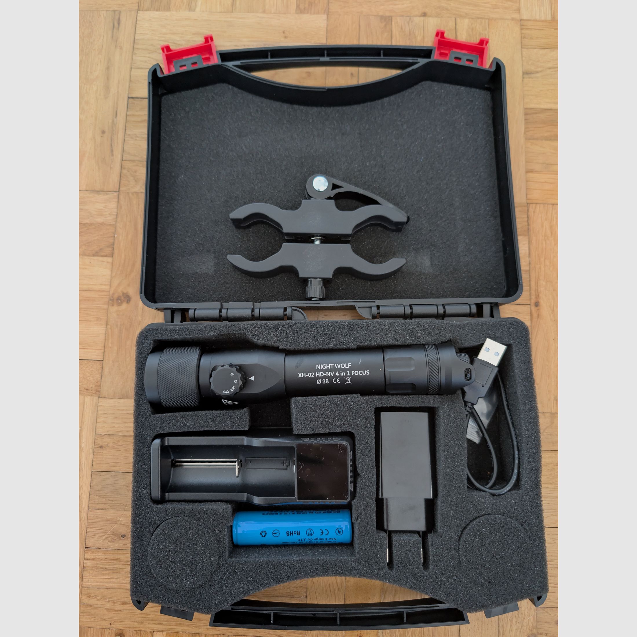 NIGHT WOLF XH-02 HD-NV IR lamp set dimmable with accessories