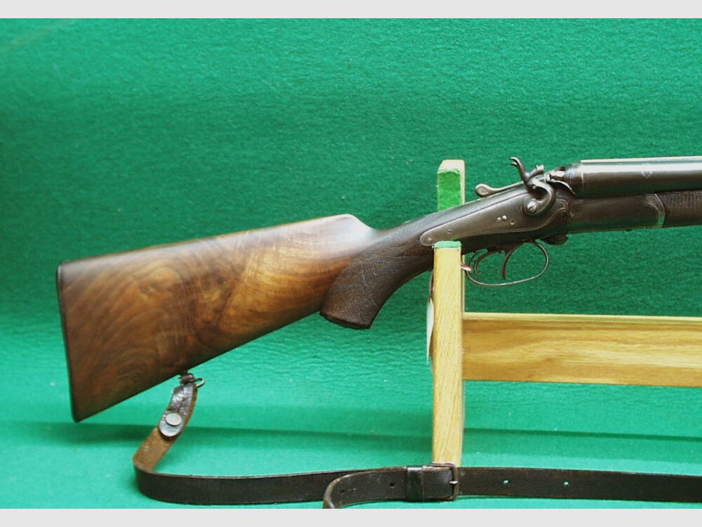Vecchia perforatrice / perforatrice doppia