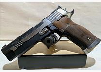 SIG Sauer P226S X-Five Black & White Limited Edition – 9 mm Luger