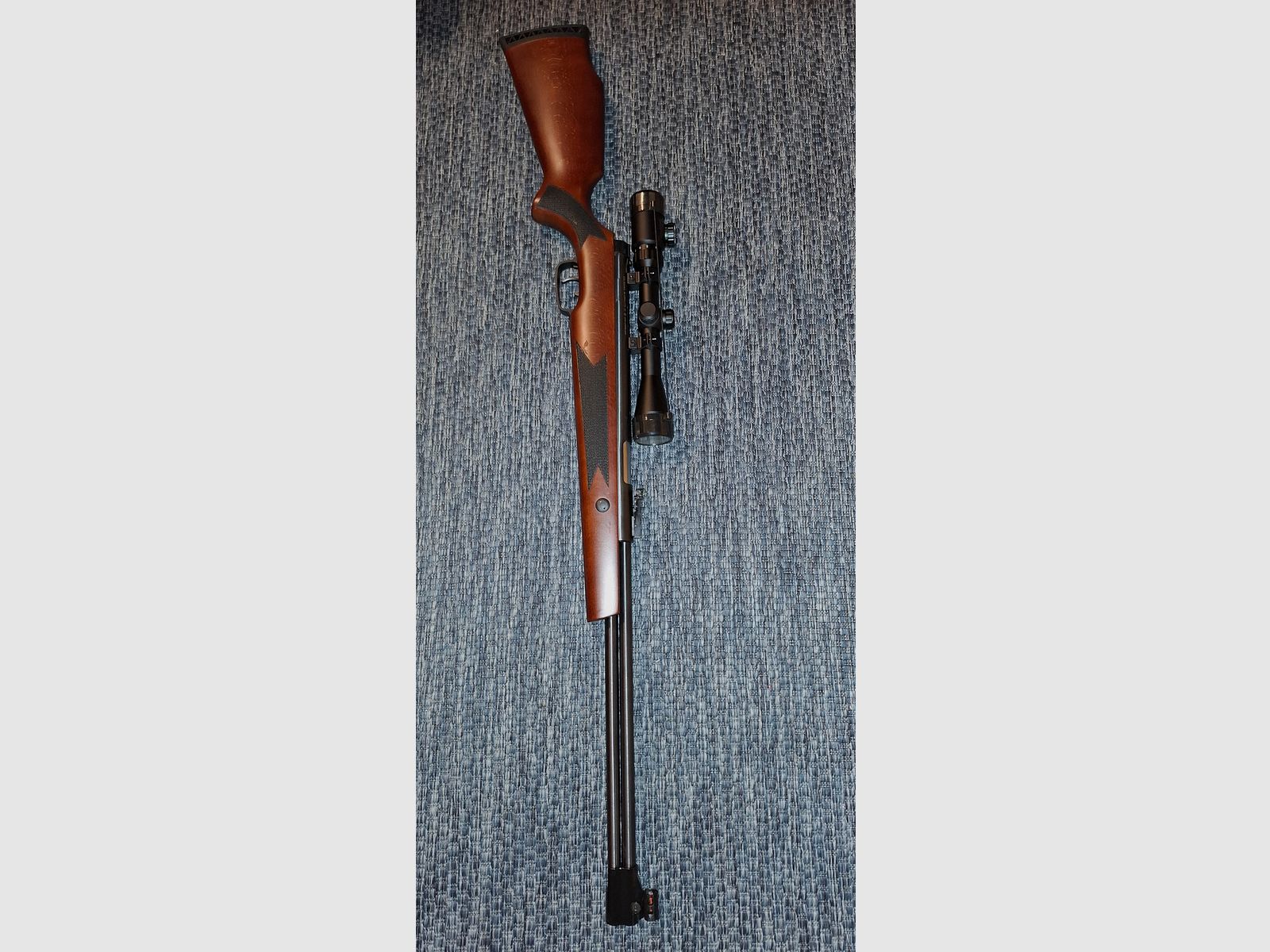 Hämmerli underlever cocking. HUNTER FORCE900. As good as new.