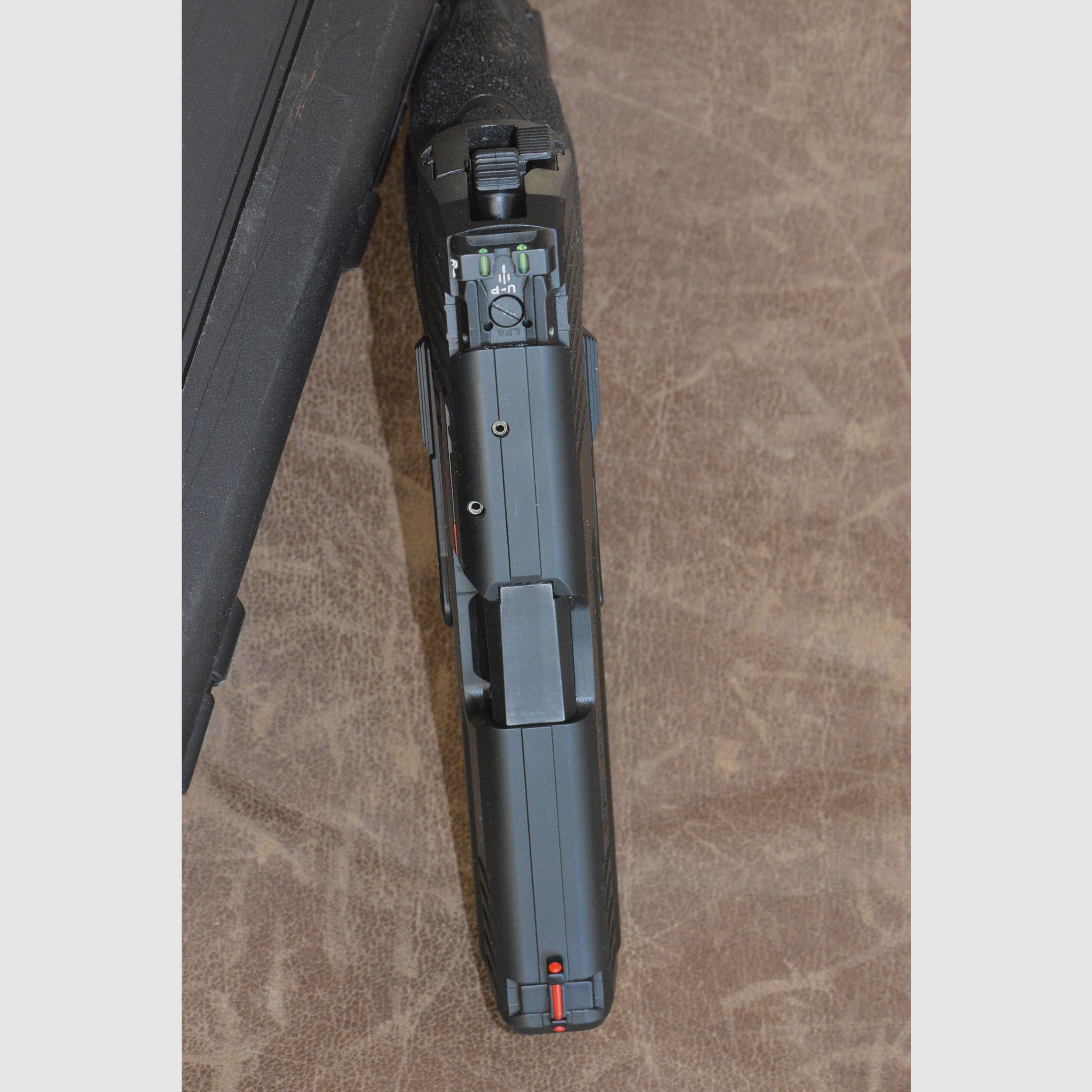 HK P30 (V3) von Heckler & Koch 9 mm para