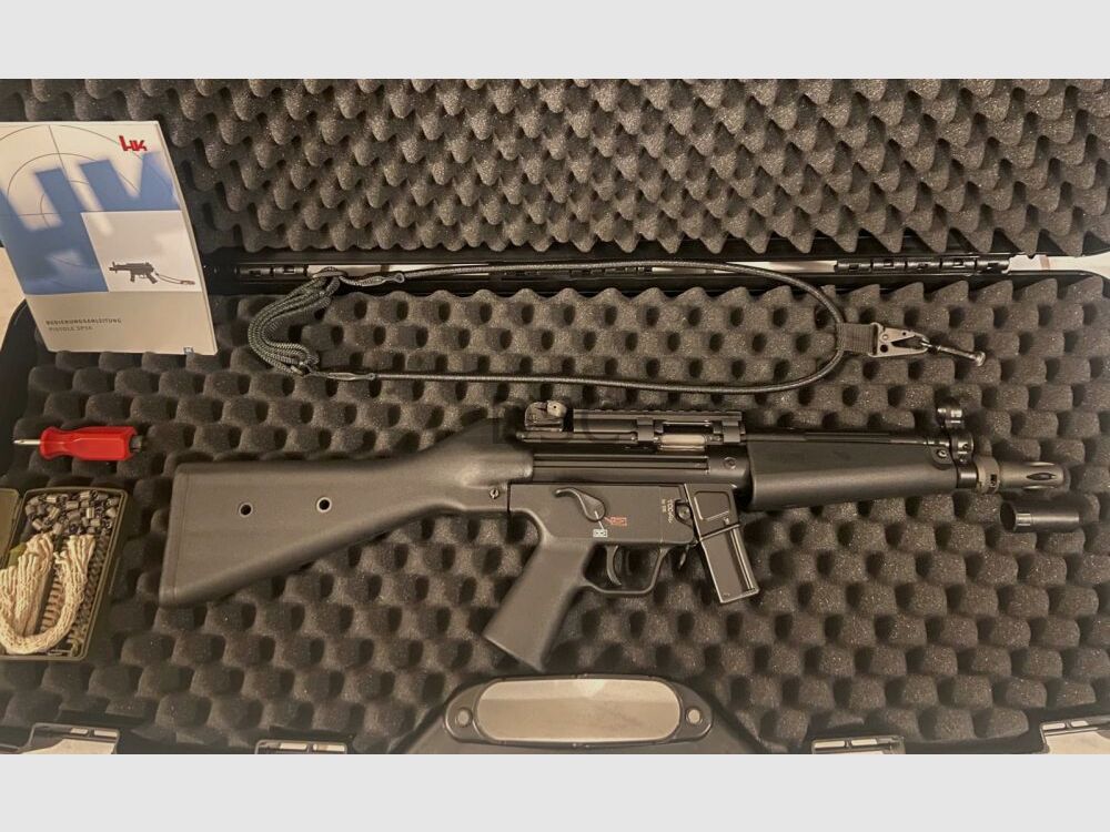 Heckler e Koch SP5 (MP5) con slitta Picatinny HK, immagine 1 di 2