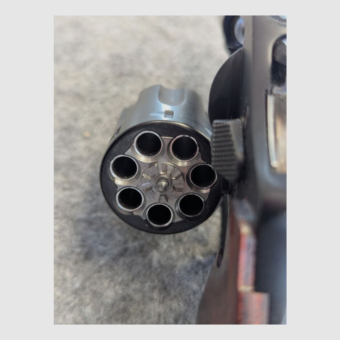 Smith & Wesson 351 PD AirLite