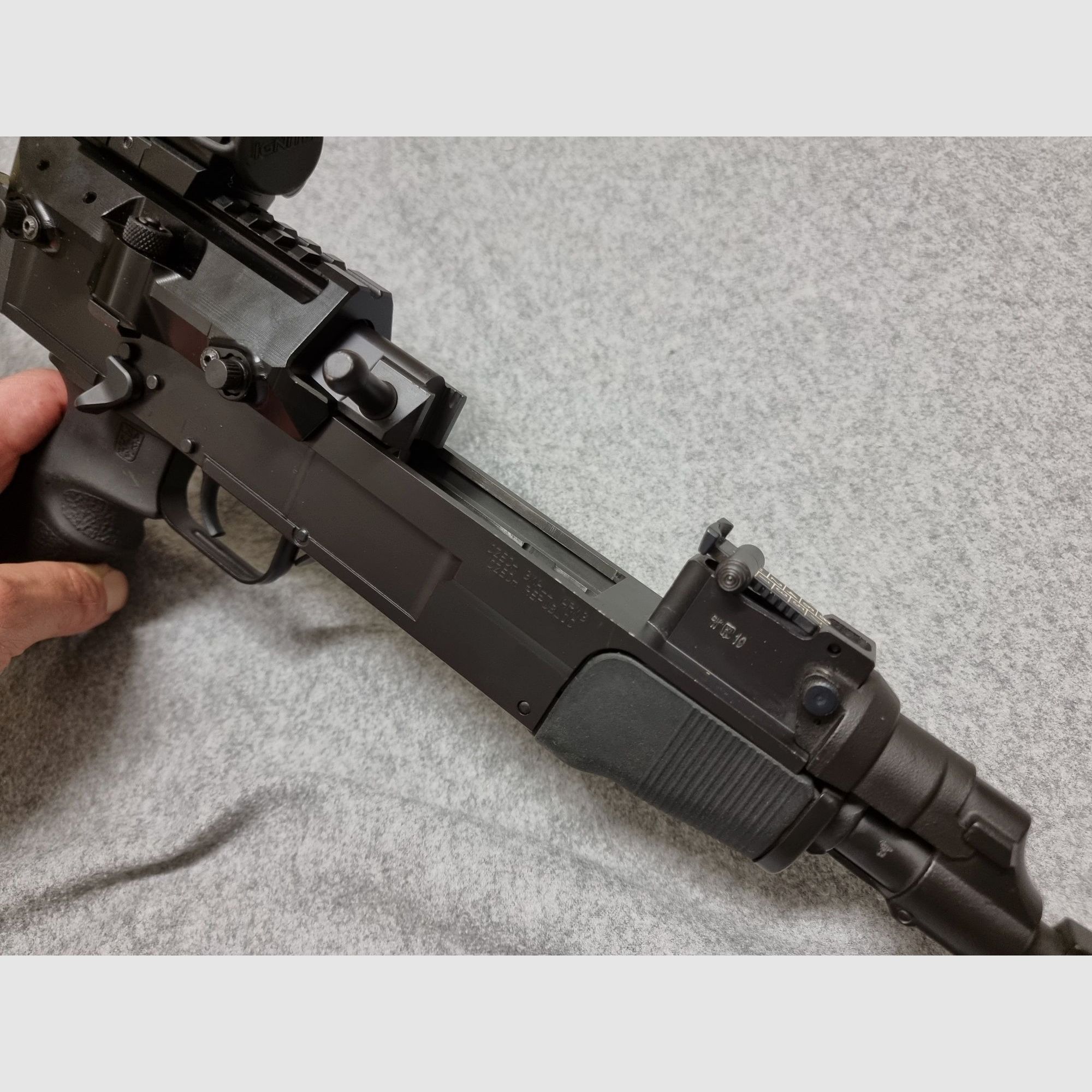CSA VZ58 Sporter - cal. 7,62x39 - kompakte Büchse - mit Zubehör und Red Dot